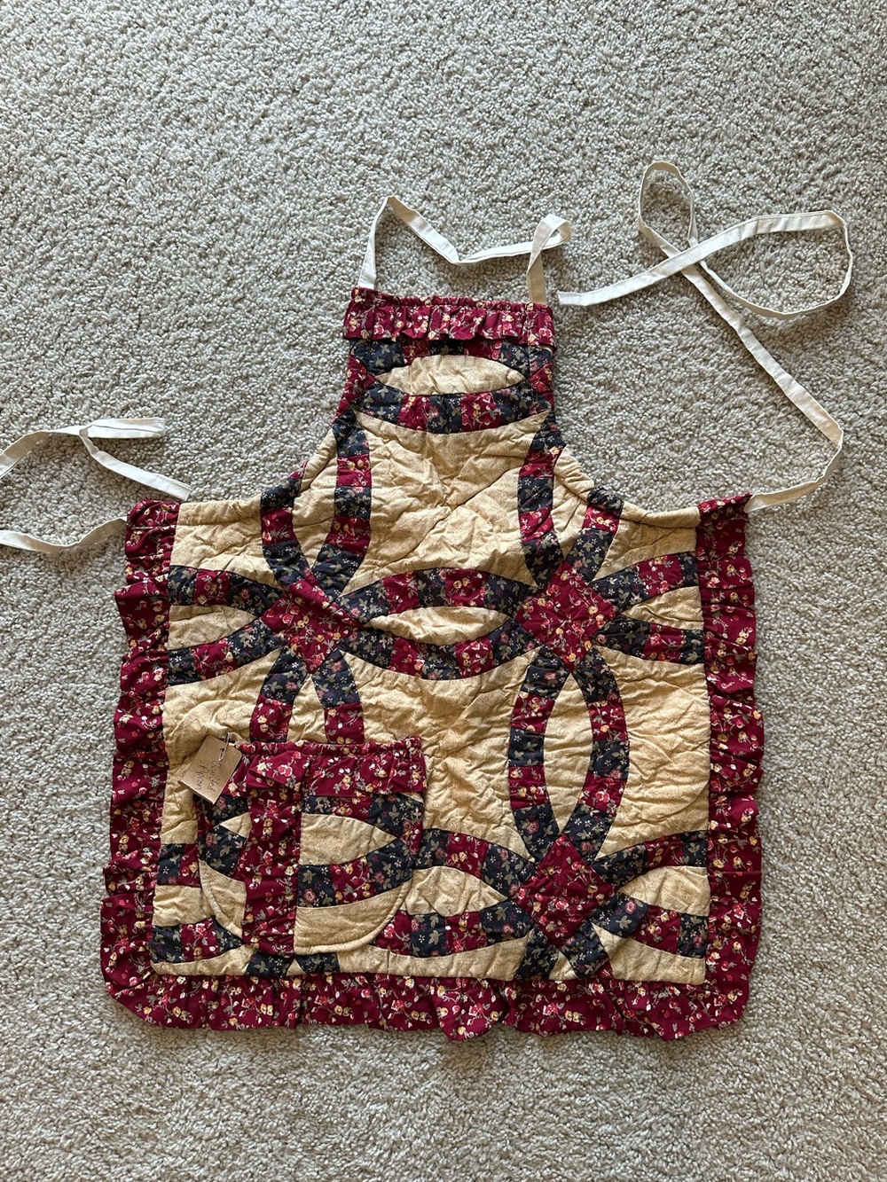 Hand Crafted Apron Quilted Red Floral Cream Patchwork Handmade drawstring ruffle